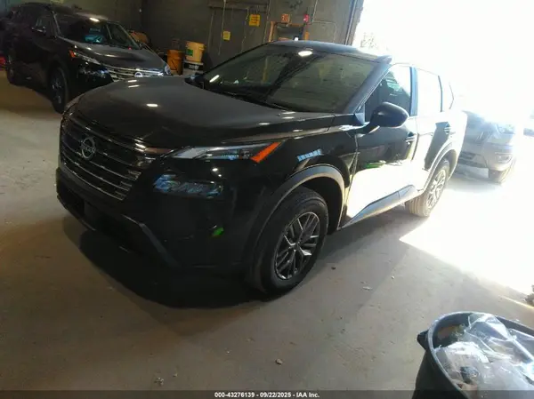 5N1BT3AA9TC694890 2026 NISSAN ROGUE - Image 2
