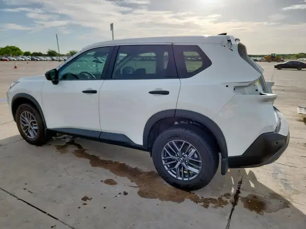 5N1BT3AAXPC834547 2023 NISSAN ROGUE - Image 2