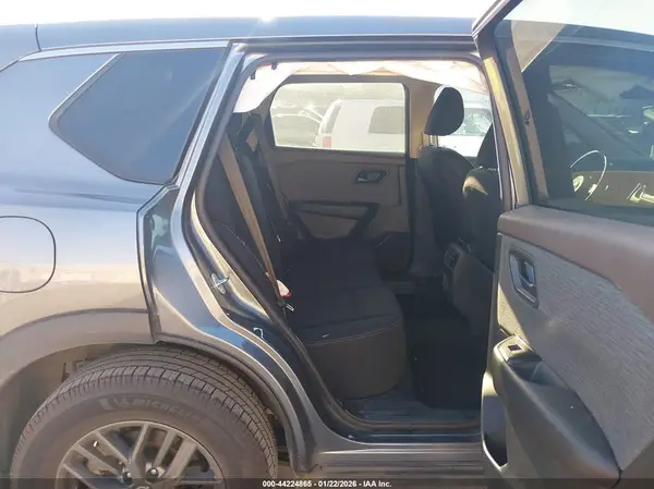 5N1BT3AAXPC876815 2023 NISSAN ROGUE - Image 8
