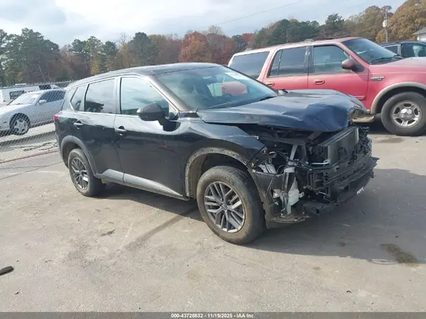 5N1BT3AB0NC711569 2022 NISSAN ROGUE - Image 1
