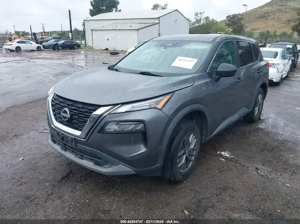 5N1BT3AB0PC781057 2023 NISSAN ROGUE - Image 2