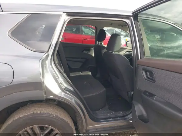 5N1BT3AB0PC879098 2023 NISSAN ROGUE - Image 8