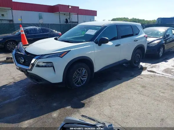 5N1BT3AB1NC686455 2022 NISSAN ROGUE - Image 2