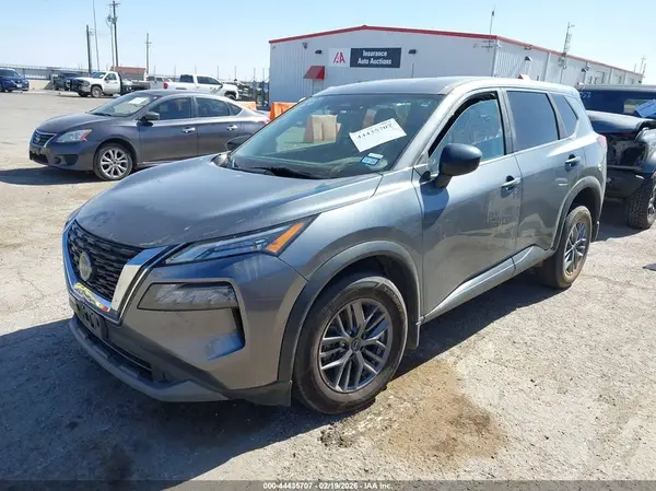 5N1BT3AB1PC735740 2023 NISSAN ROGUE - Image 2