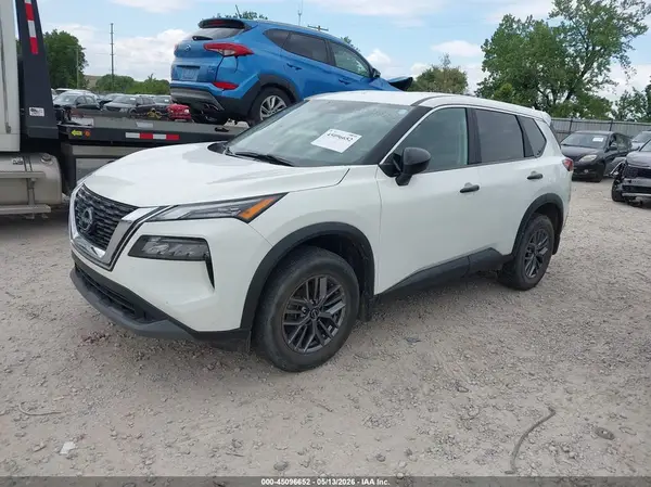 5N1BT3AB1PC747449 2023 NISSAN ROGUE - Image 2