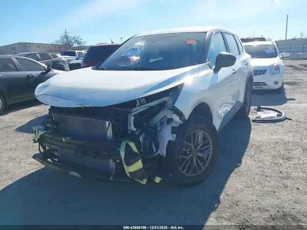 5N1BT3AB1PC825132 2023 NISSAN ROGUE - Image 2