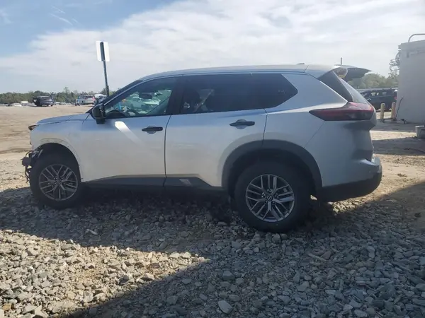 5N1BT3AB1RC674702 2024 NISSAN ROGUE - Image 2