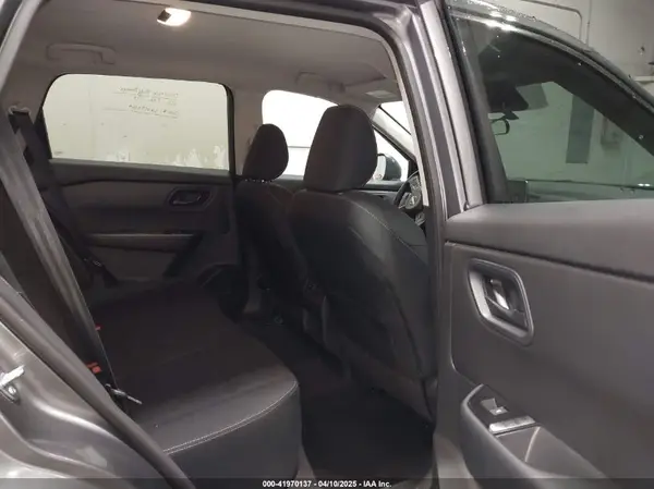 5N1BT3AB1RC682539 2024 NISSAN ROGUE - Image 8