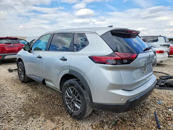 5N1BT3AB1RC686882 2024 NISSAN ROGUE - Image 2