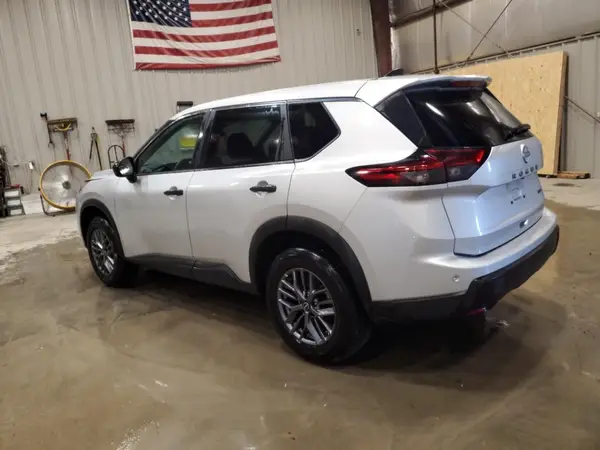 5N1BT3AB1RC698157 2024 NISSAN ROGUE - Image 2