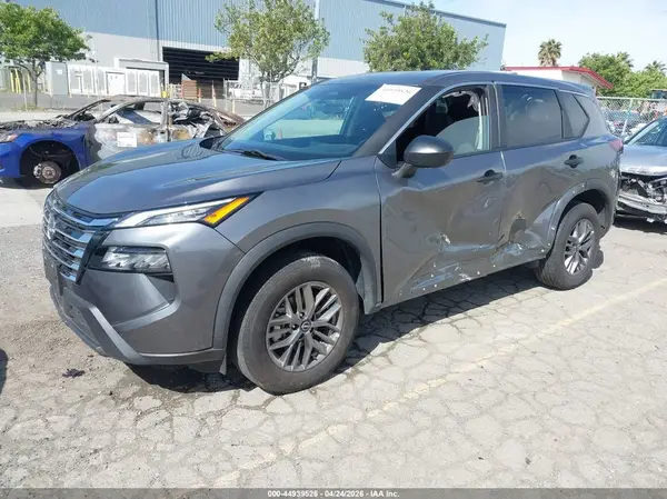 5N1BT3AB1RC702255 2024 NISSAN ROGUE - Image 2
