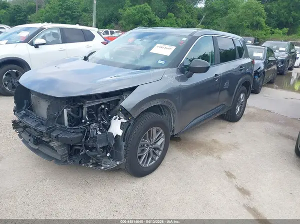 5N1BT3AB1RC702403 2024 NISSAN ROGUE - Image 2