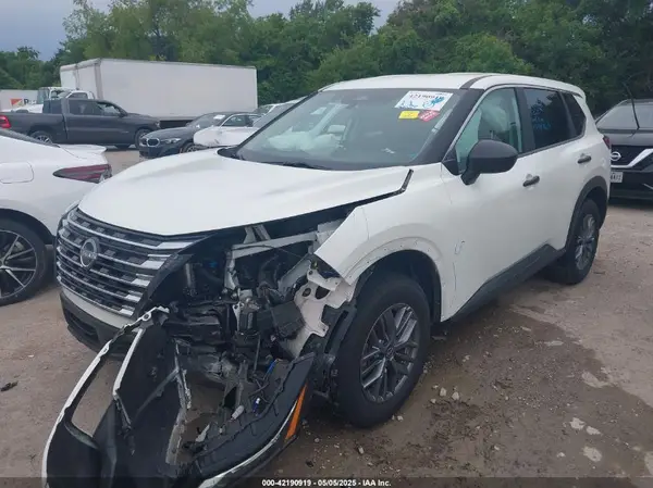 5N1BT3AB1RC708024 2024 NISSAN ROGUE - Image 2