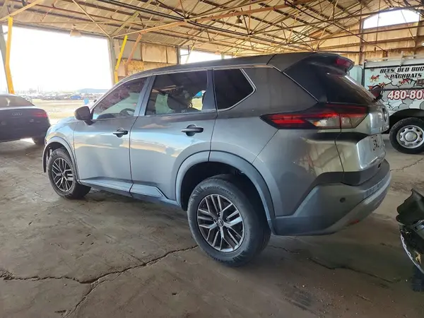 5N1BT3AB2NC670992 2022 NISSAN ROGUE - Image 2