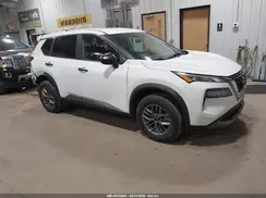 5N1BT3AB2NC725957 2022 NISSAN ROGUE