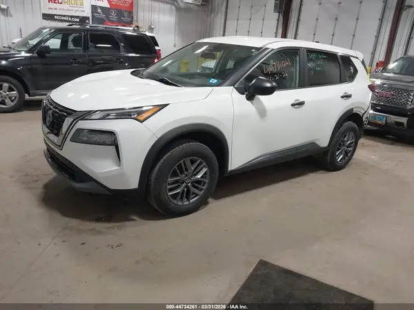 5N1BT3AB2NC725957 2022 NISSAN ROGUE - Image 2