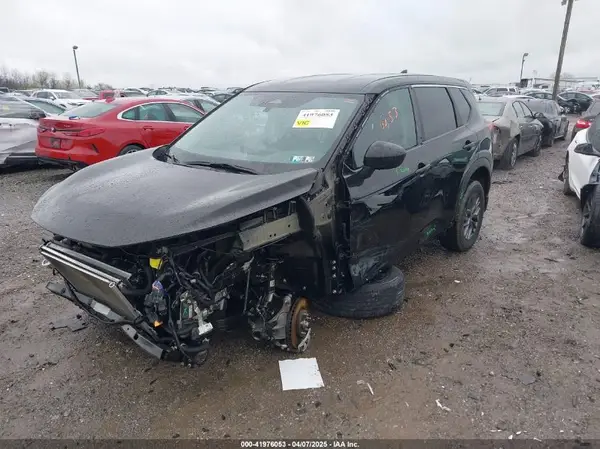 5N1BT3AB2PC748562 2023 NISSAN ROGUE - Image 2