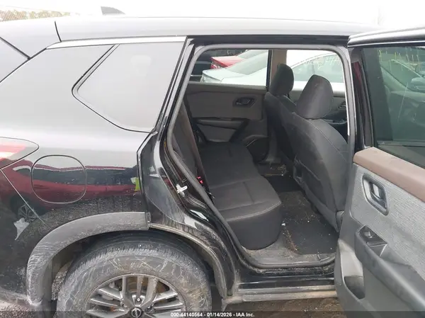 5N1BT3AB2PC769198 2023 NISSAN ROGUE - Image 8