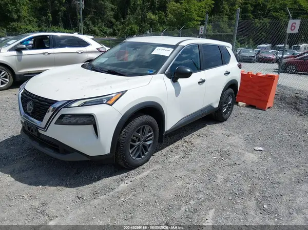 5N1BT3AB2PC776779 2023 NISSAN ROGUE - Image 2