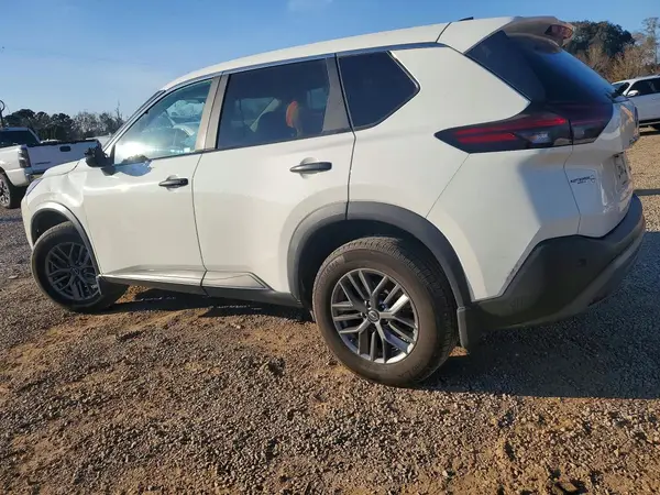5N1BT3AB2PC805424 2023 NISSAN ROGUE - Image 2
