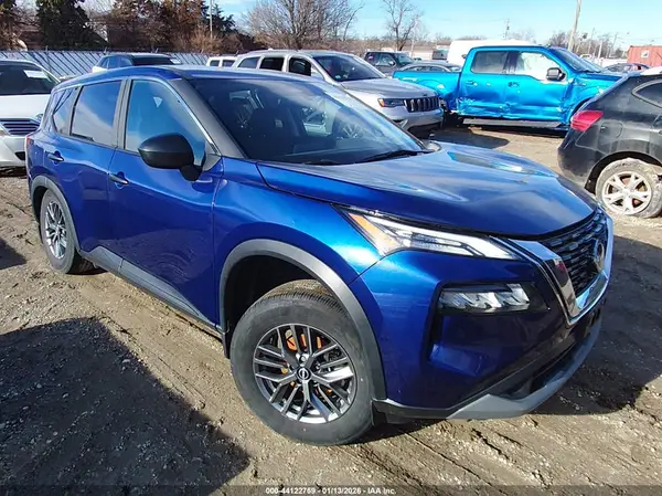 5N1BT3AB2PC910318 2023 NISSAN ROGUE - Image 1