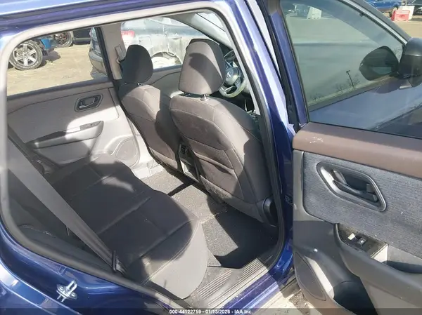 5N1BT3AB2PC910318 2023 NISSAN ROGUE - Image 8