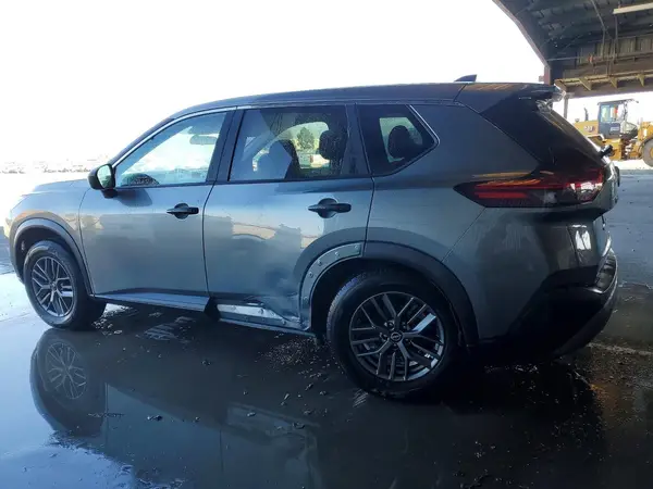 5N1BT3AB2PC947062 2023 NISSAN ROGUE - Image 2