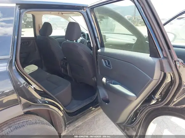 5N1BT3AB2RC684445 2024 NISSAN ROGUE - Image 8
