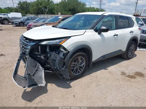 5N1BT3AB2RC686289 2024 NISSAN ROGUE - Image 2