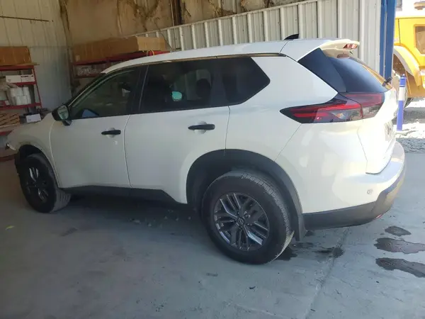 5N1BT3AB2RC688463 2024 NISSAN ROGUE - Image 2