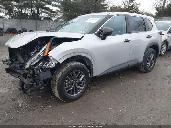 5N1BT3AB2RC703463 2024 NISSAN ROGUE - Image 2