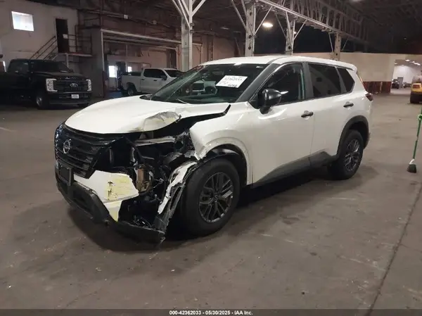 5N1BT3AB2RC732834 2024 NISSAN ROGUE - Image 2