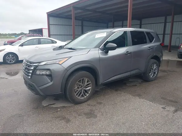 5N1BT3AB2SC813242 2025 NISSAN ROGUE - Image 2