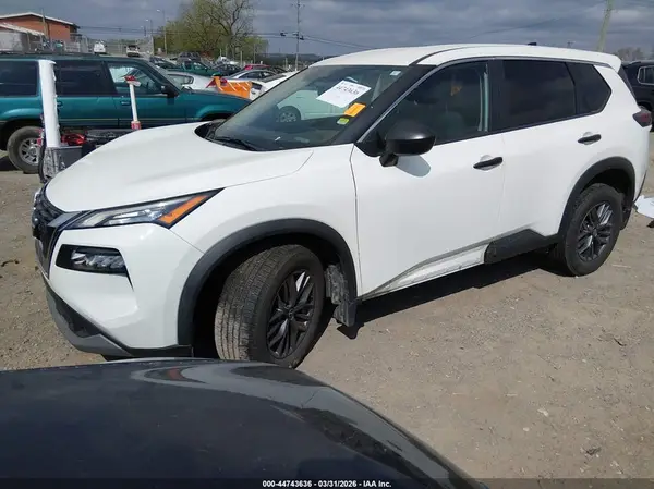 5N1BT3AB3PC689554 2023 NISSAN ROGUE - Image 2