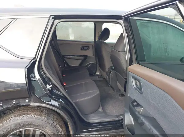 5N1BT3AB3PC821082 2023 NISSAN ROGUE - Image 8