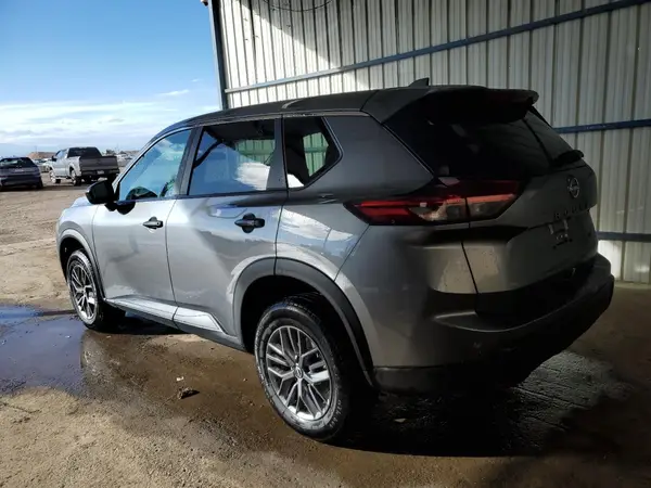 5N1BT3AB3RC677925 2024 NISSAN ROGUE - Image 2