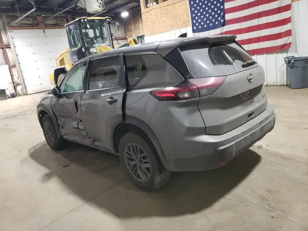 5N1BT3AB3RC678945 2024 NISSAN ROGUE - Image 2