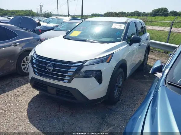 5N1BT3AB3RC681411 2024 NISSAN ROGUE - Image 2