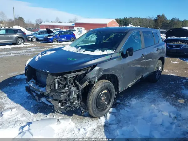 5N1BT3AB3RC685815 2024 NISSAN ROGUE - Image 2