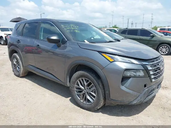 5N1BT3AB3RC694806 2024 NISSAN ROGUE - Image 1