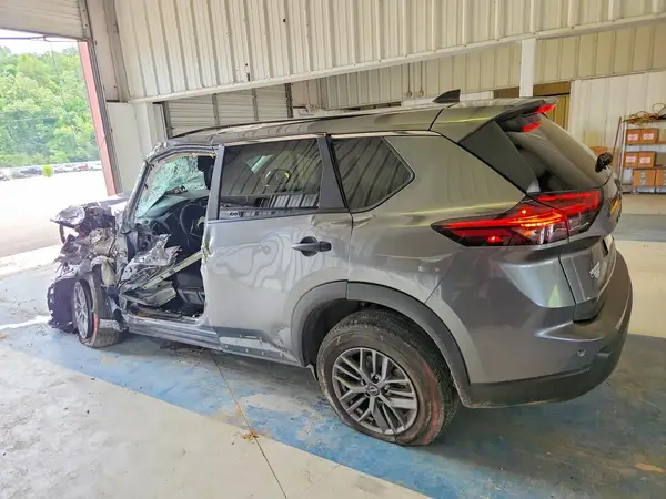 5N1BT3AB3RC717193 2024 NISSAN ROGUE - Image 2