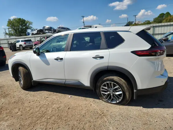 5N1BT3AB3RC724158 2024 NISSAN ROGUE - Image 2