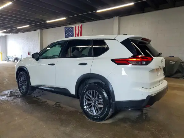 5N1BT3AB3RC734513 2024 NISSAN ROGUE - Image 2