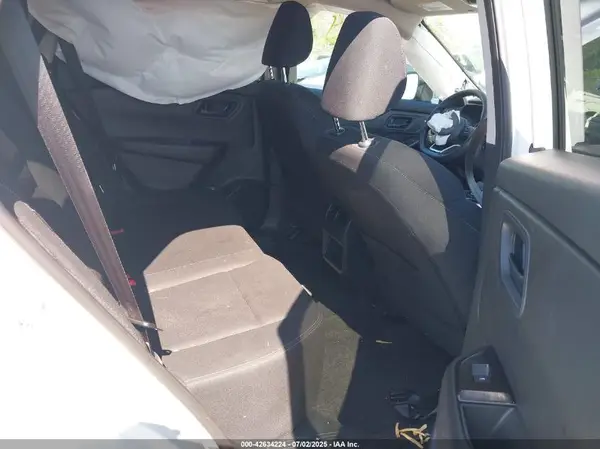 5N1BT3AB3RC755927 2024 NISSAN ROGUE - Image 8