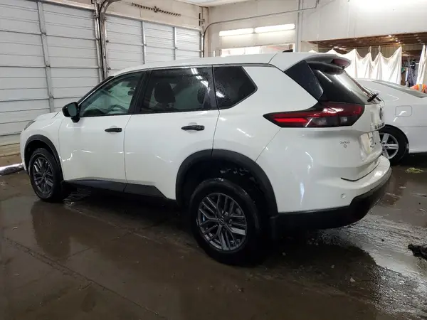 5N1BT3AB3RC760593 2024 NISSAN ROGUE - Image 2