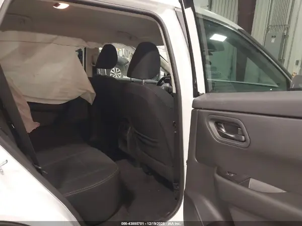 5N1BT3AB3SC785239 2025 NISSAN ROGUE - Image 8