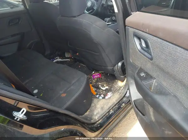 5N1BT3AB4PC676229 2023 NISSAN ROGUE - Image 8