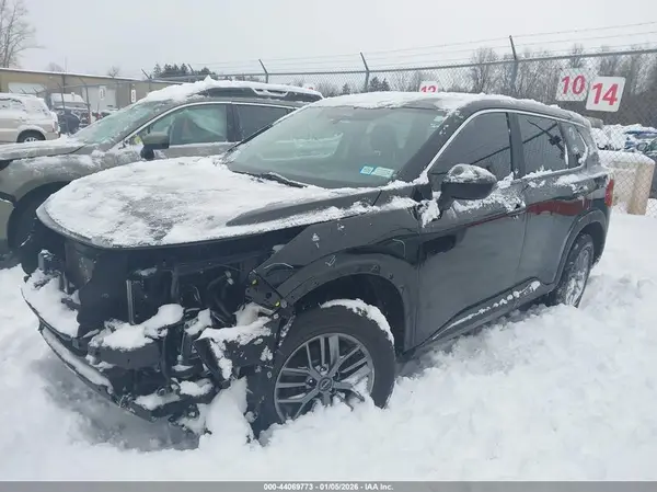 5N1BT3AB4PC788545 2023 NISSAN ROGUE - Image 2