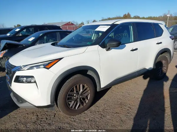 5N1BT3AB4PC796225 2023 NISSAN ROGUE - Image 2