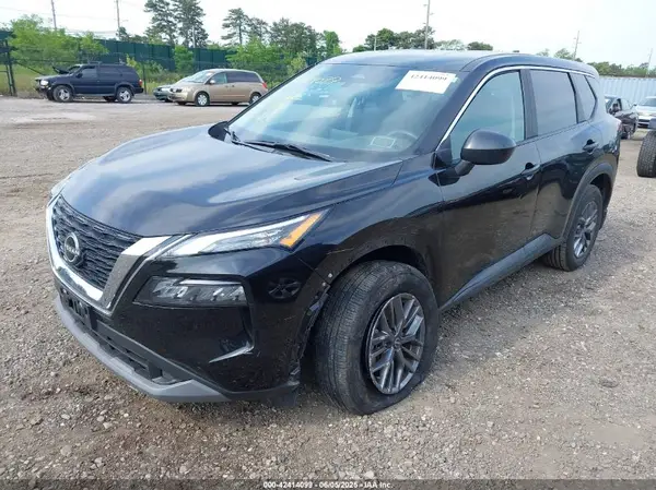 5N1BT3AB4PC810379 2023 NISSAN ROGUE - Image 2